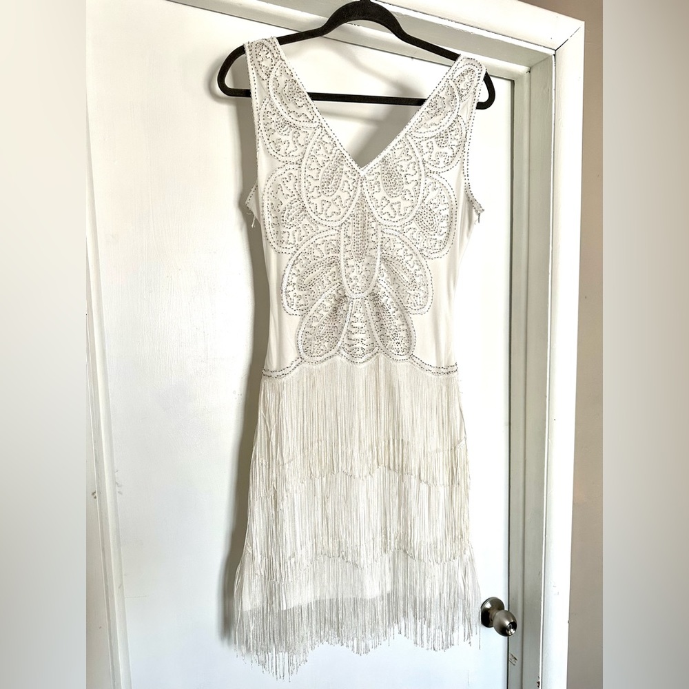 NWT Unique Vintage White 1920s Flapper Dress- Size M